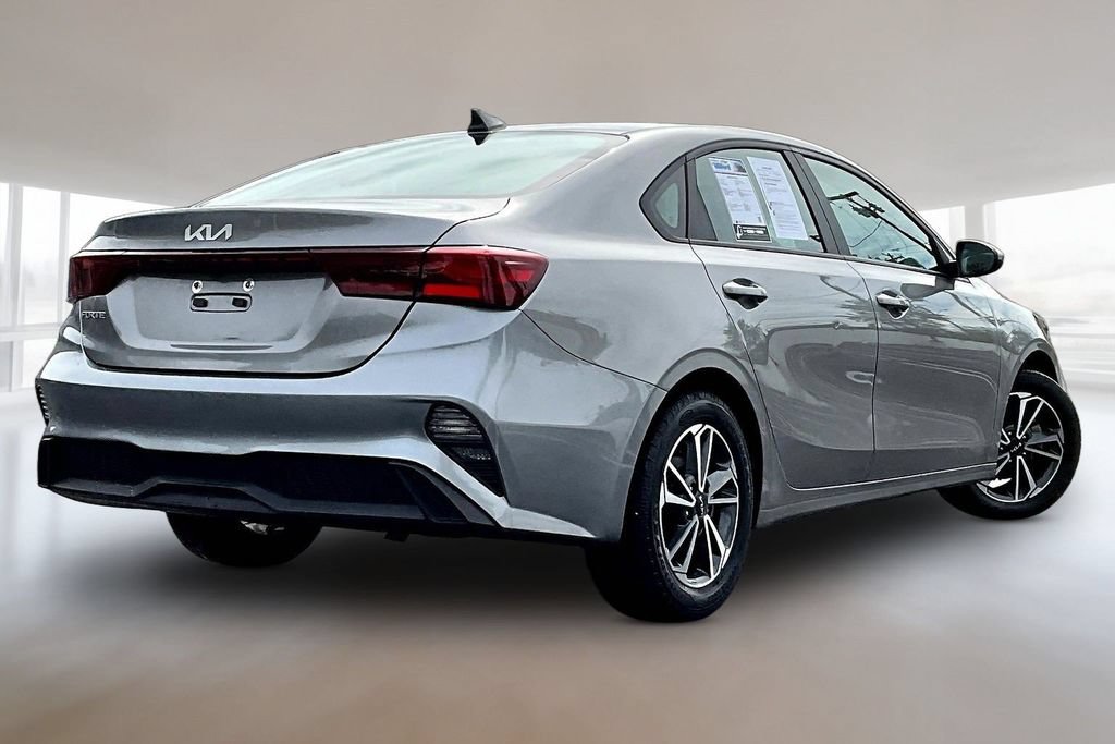 Used 2023 Kia Forte LXS FWD image 6