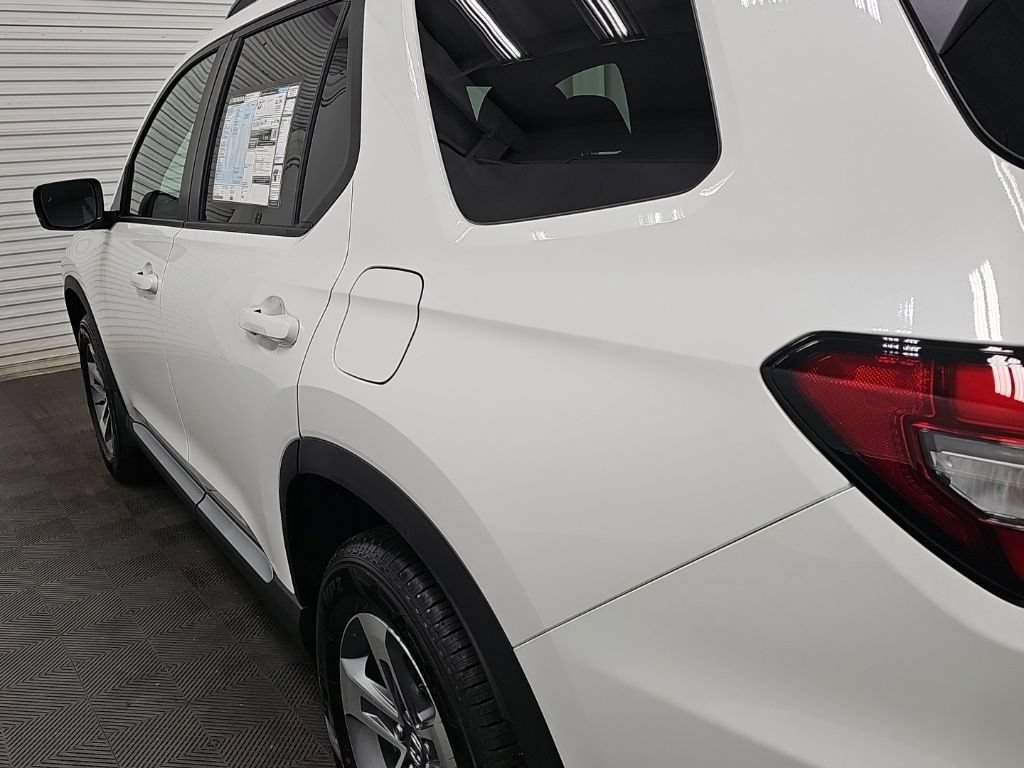 New 2026 Honda Pilot EX-L image 6