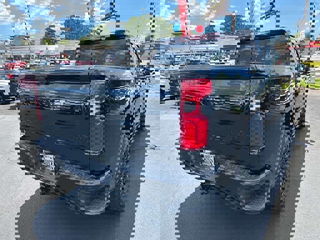 Used 2025 Chevrolet Silverado 1500 High Country w/ Midnight Edition image 3