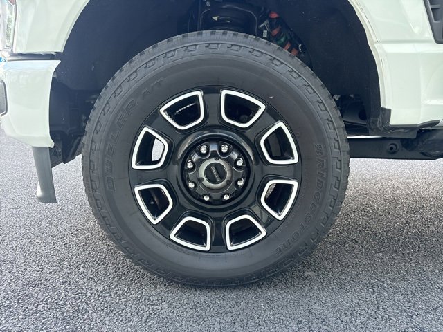 Used 2025 Ford F350 Platinum image 8