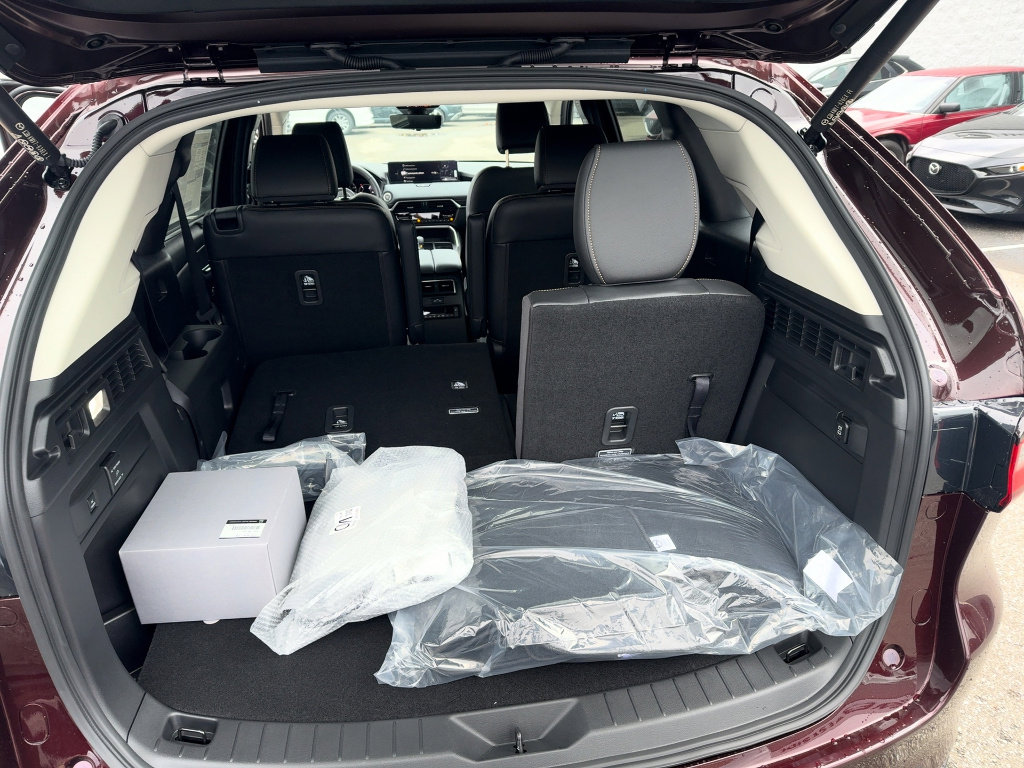 New 2026 MAZDA CX-90 Plug-In Hybrid w/Premium Sport image 11