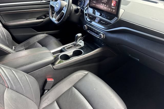 Used 2023 Nissan Altima 2.5 SR w/ SR Premium Package FWD image 15