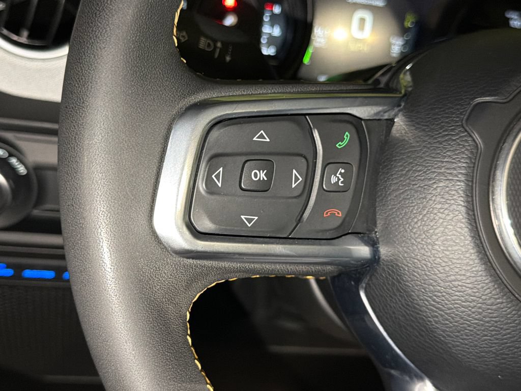 Used 2024 Jeep Wrangler Unlimited Sahara AWD/4WD image 22