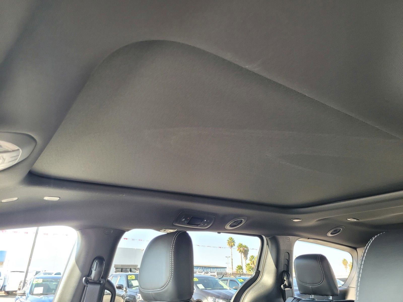New 2026 Chrysler Pacifica Select FWD image 15