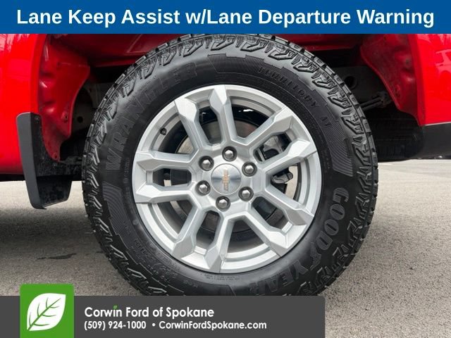 Used 2024 Chevrolet Silverado 1500 LT w/ Convenience Package II AWD/4WD image 9