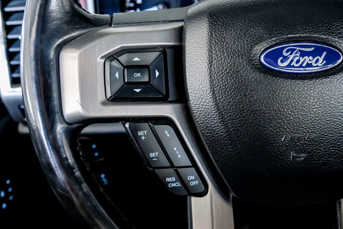 Used 2022 Ford F450 Platinum w/ FX4 Off-Road Package image 17