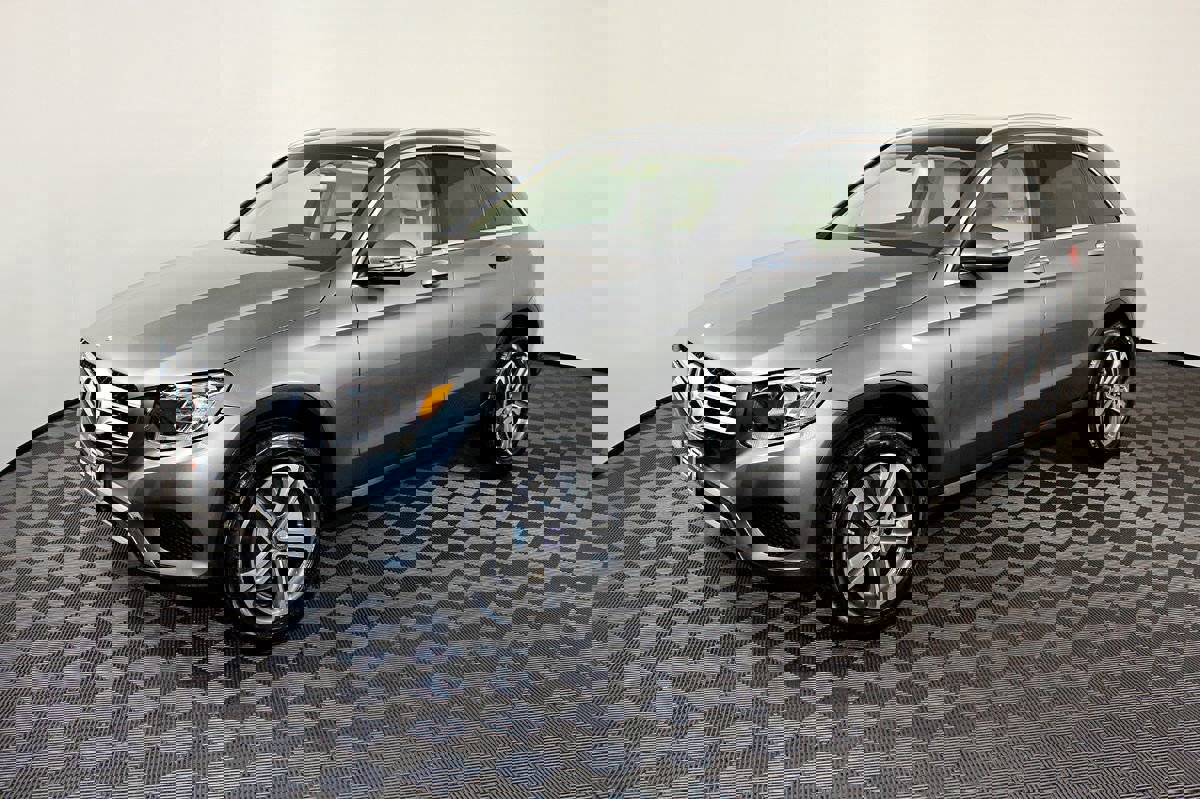 Used 2017 Mercedes-Benz GLC 300 4MATIC image 56