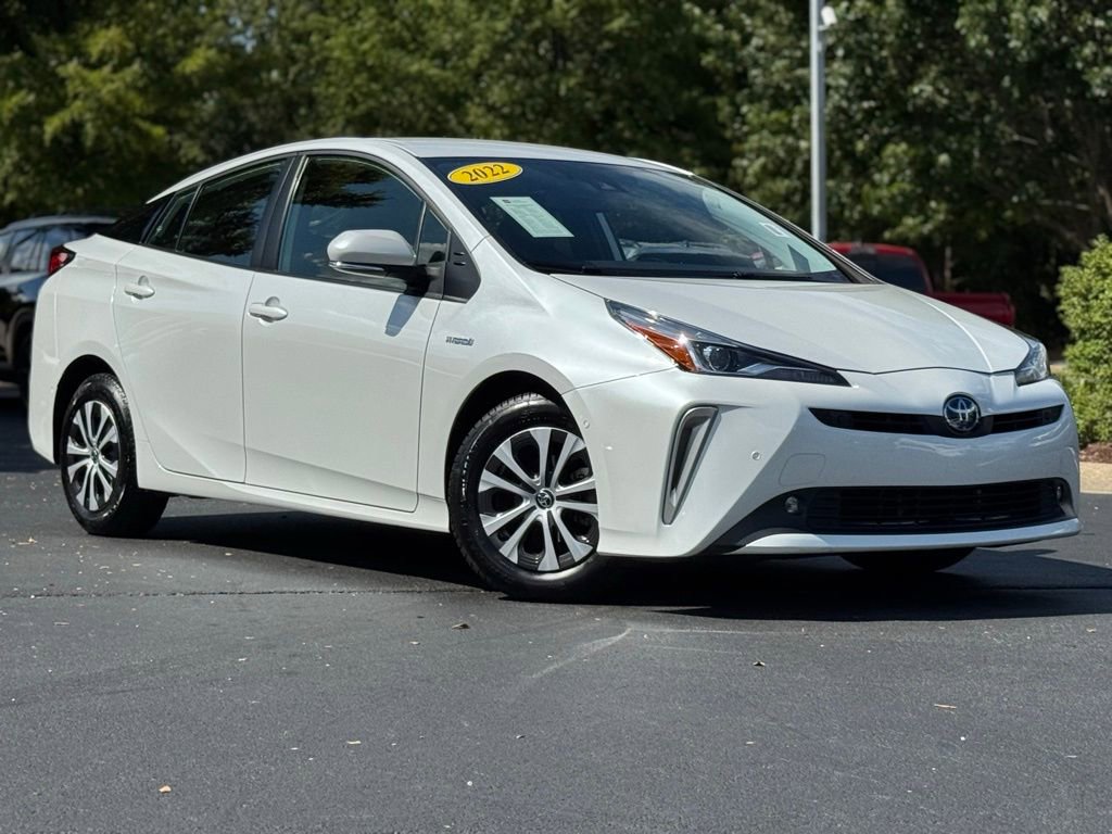Certified 2022 Toyota Prius XLE image 2