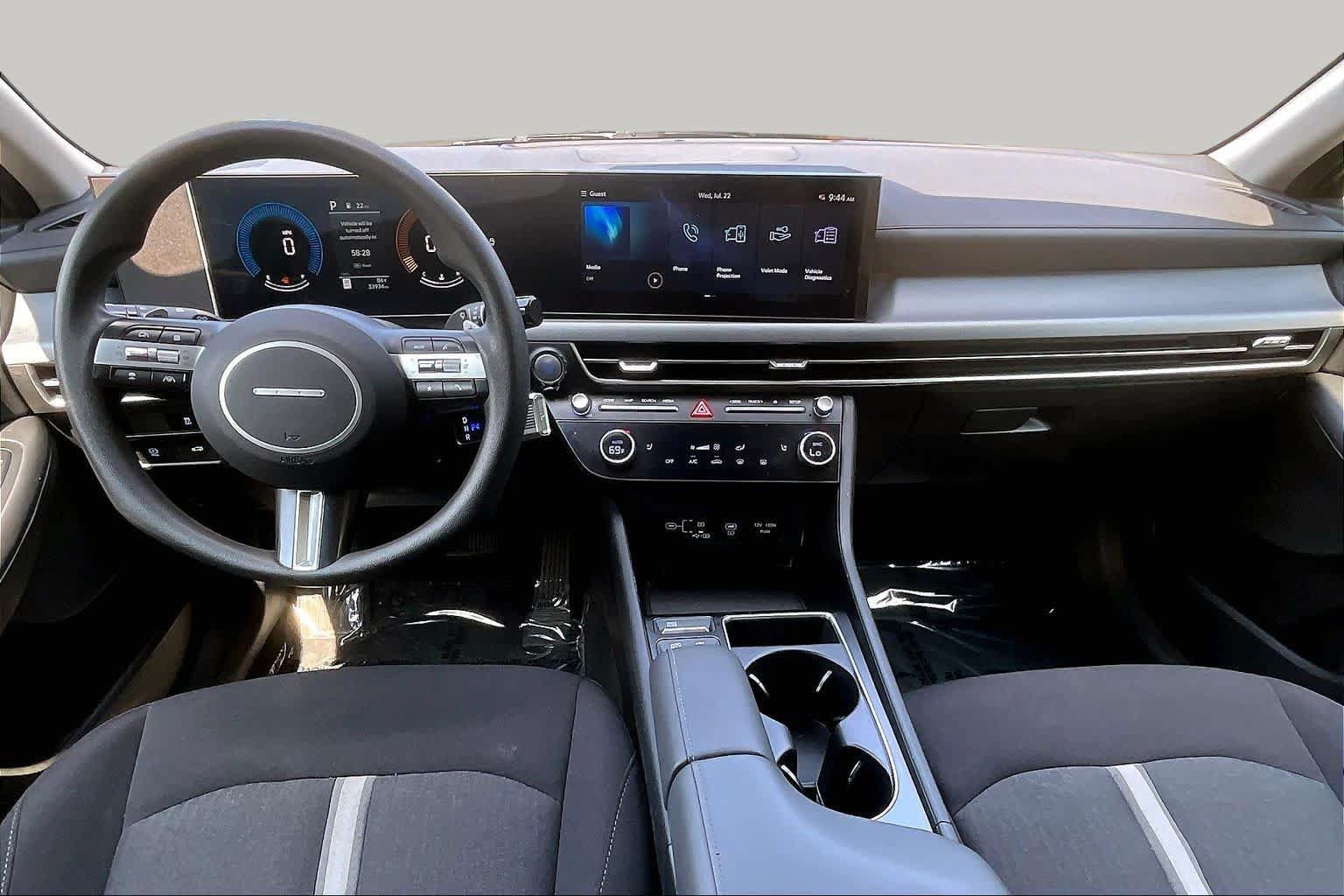 Used 2025 Hyundai Sonata SEL FWD image 16