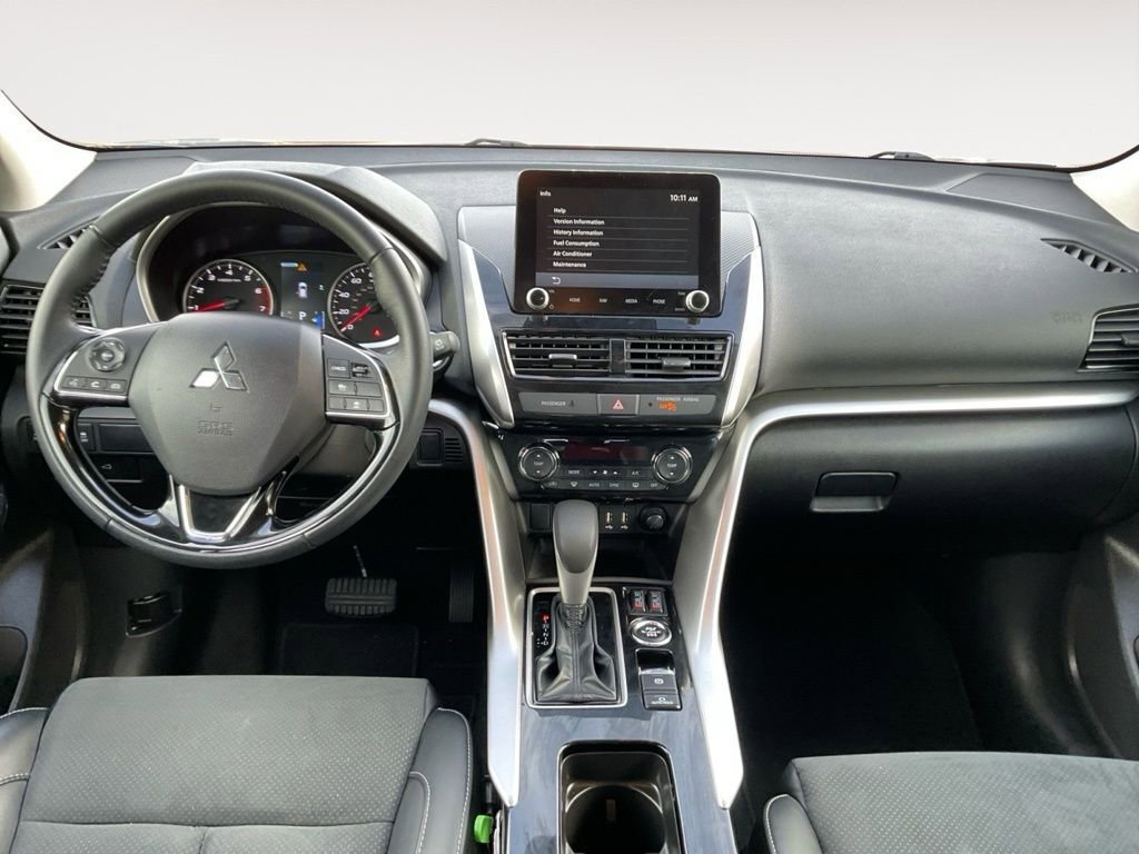 Used 2025 Mitsubishi Eclipse Cross AWD image 10