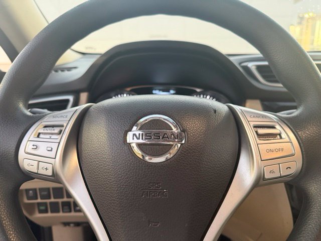 Used 2016 Nissan Rogue SV AWD/4WD image 16