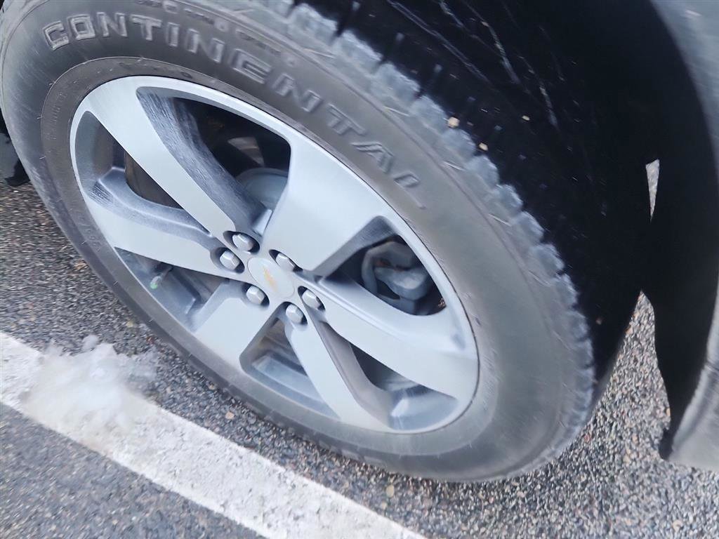 Used 2020 Chevrolet Traverse LT w/ LT Premium Package image 6