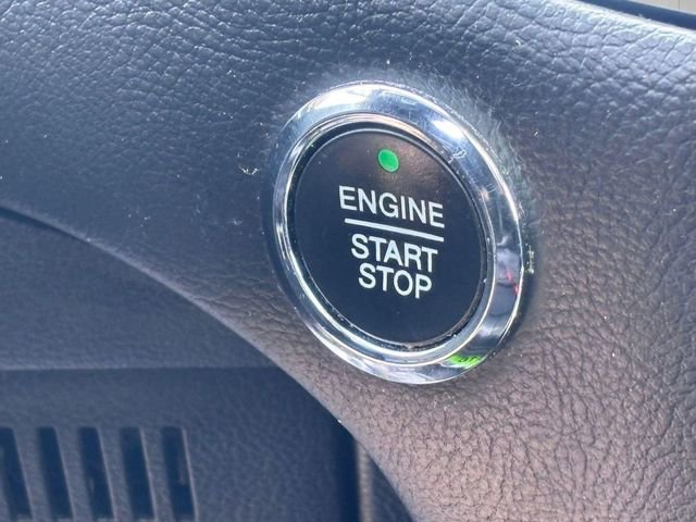 Used 2016 Ford Edge Titanium w/ Equipment Group 302A AWD/4WD image 20
