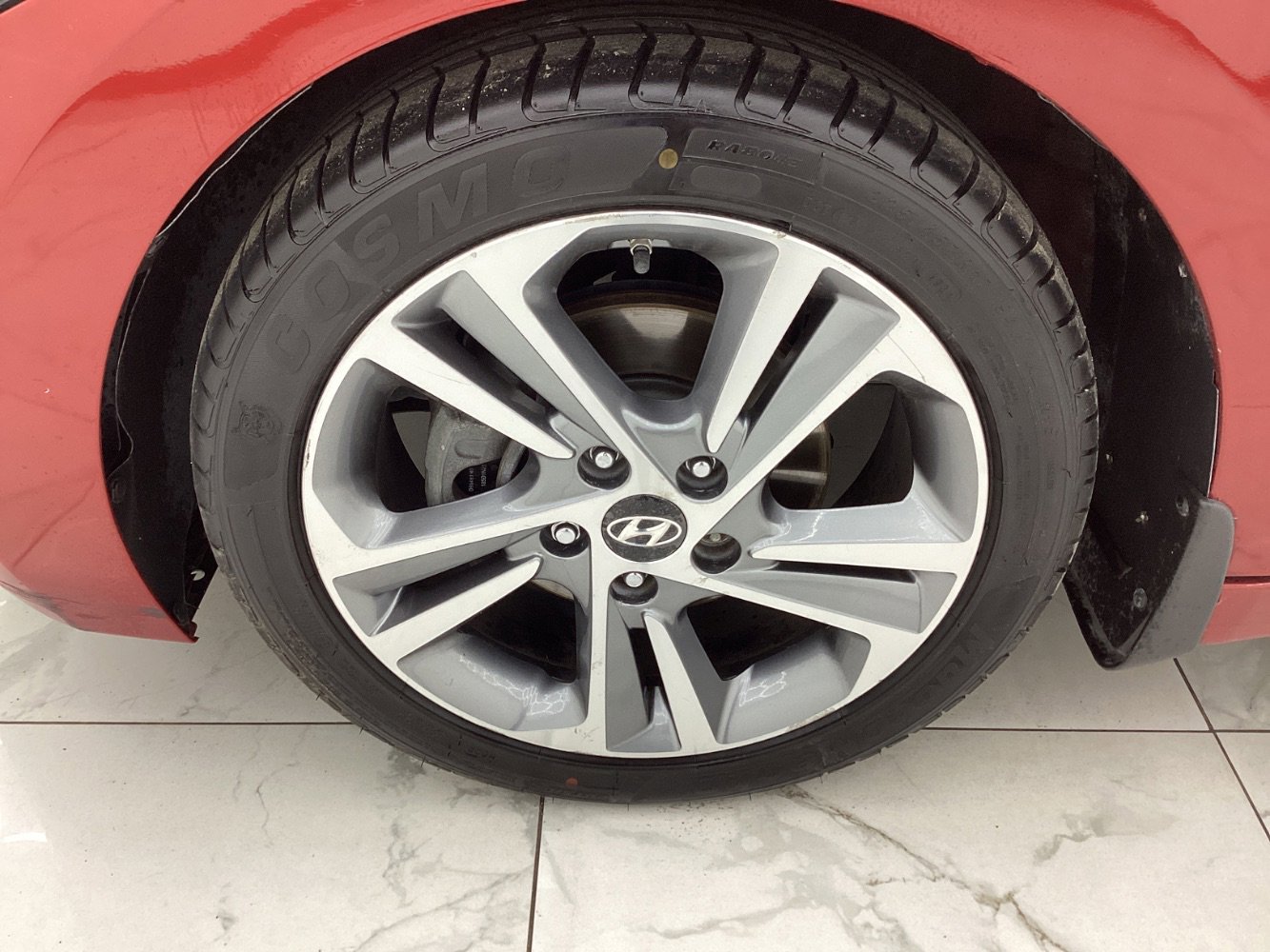 Used 2017 Hyundai Elantra Limited image 42