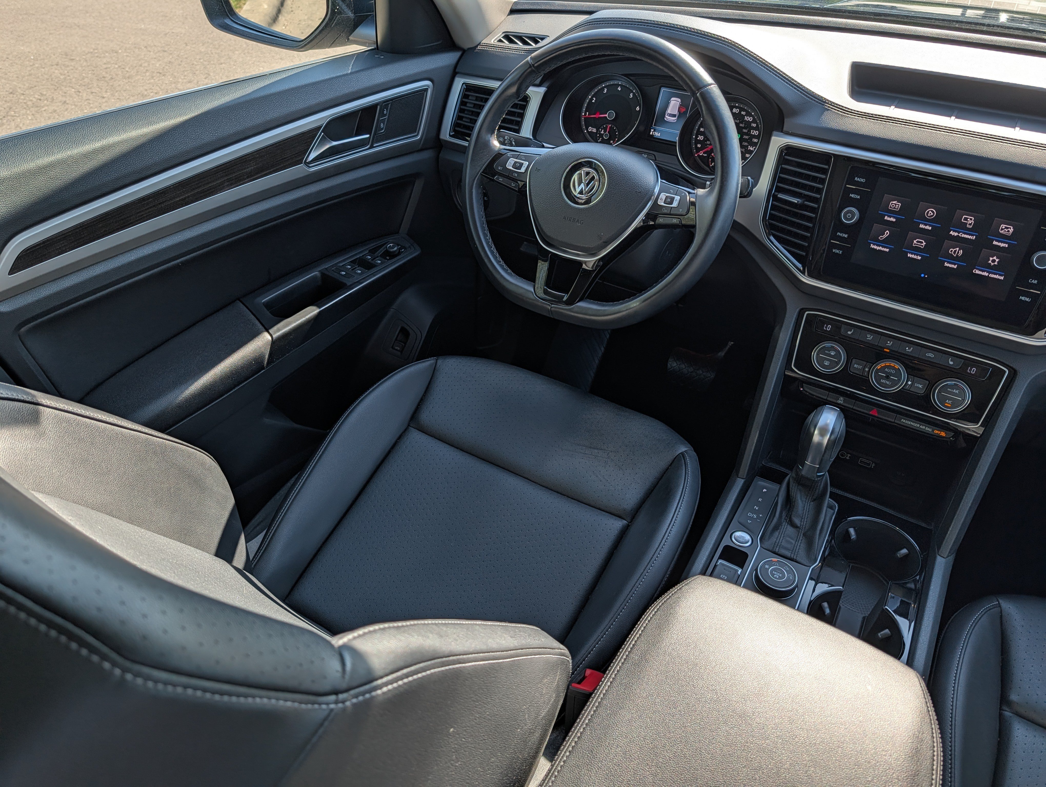 Used 2018 Volkswagen Atlas SEL AWD/4WD image 9