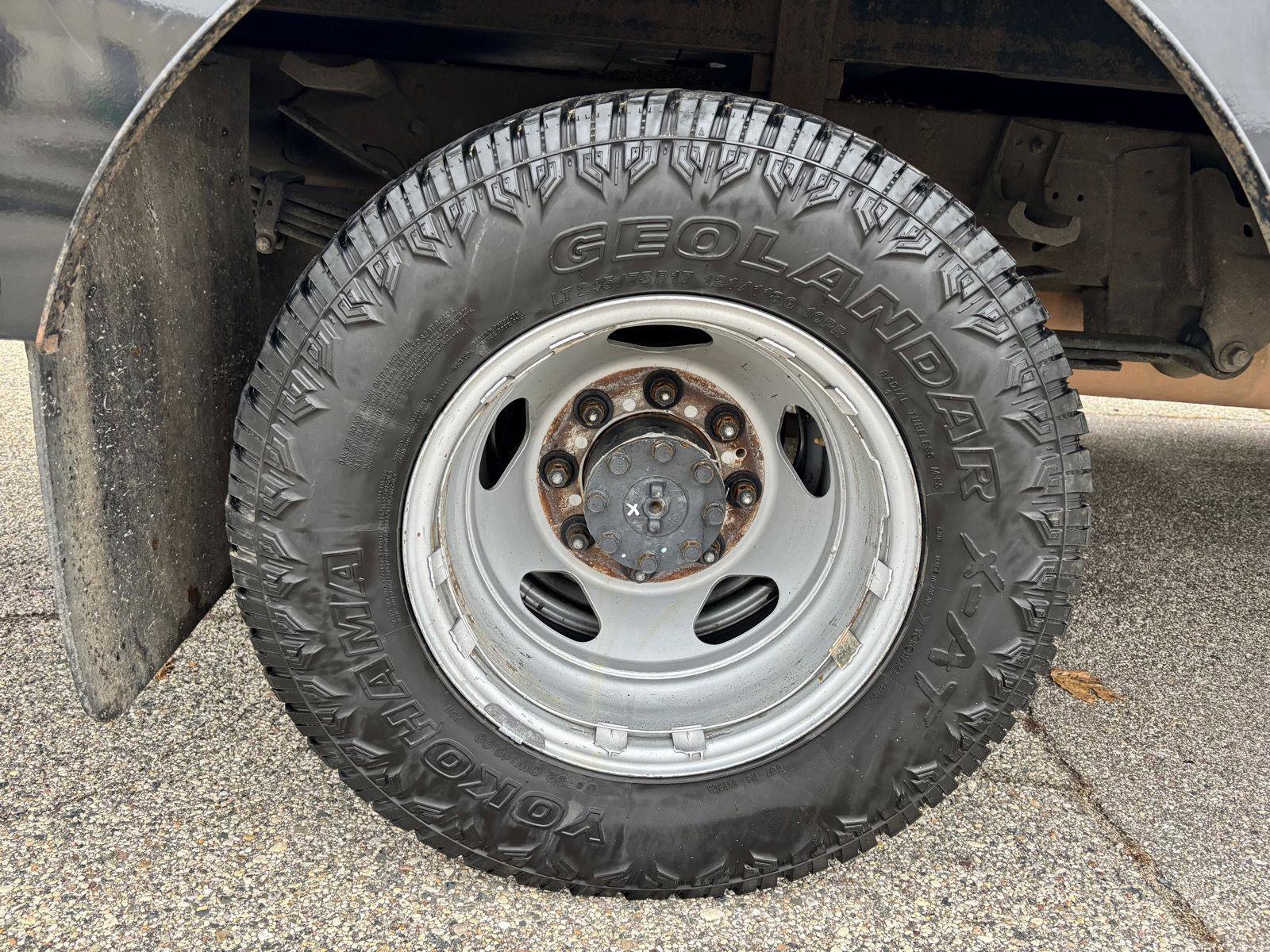 Used 2022 GMC Sierra 3500 SLE w/ SLE Convenience Package image 17