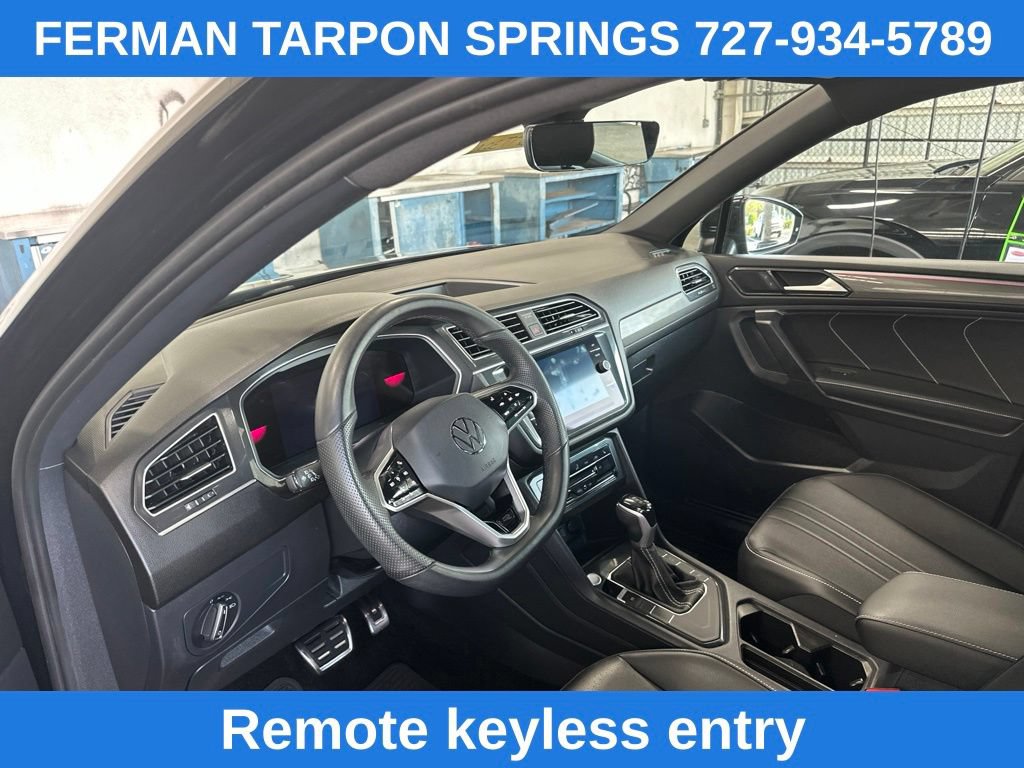 Used 2023 Volkswagen Tiguan SE R-Line FWD image 9