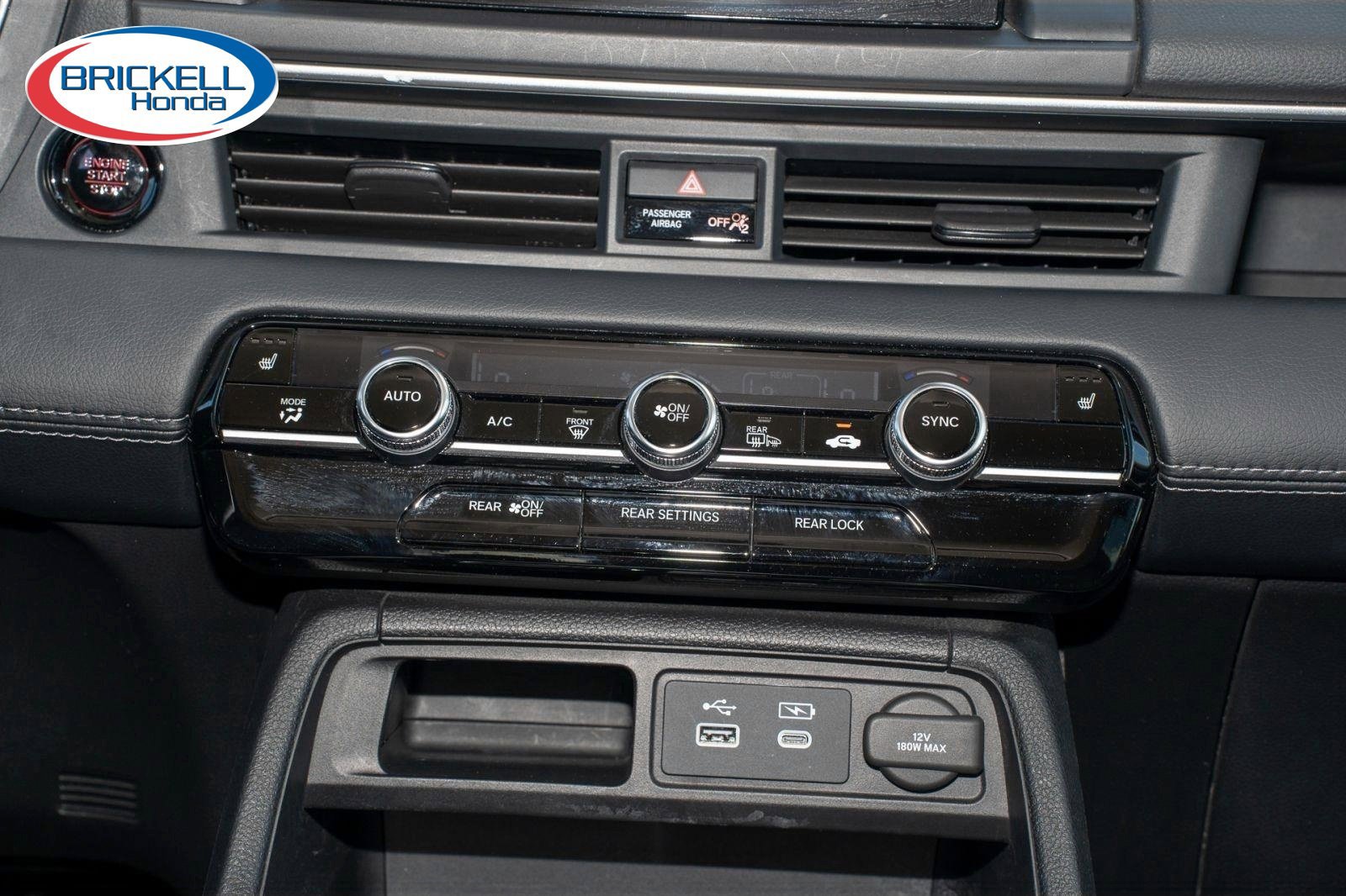 Used 2023 Honda Pilot Touring image 31