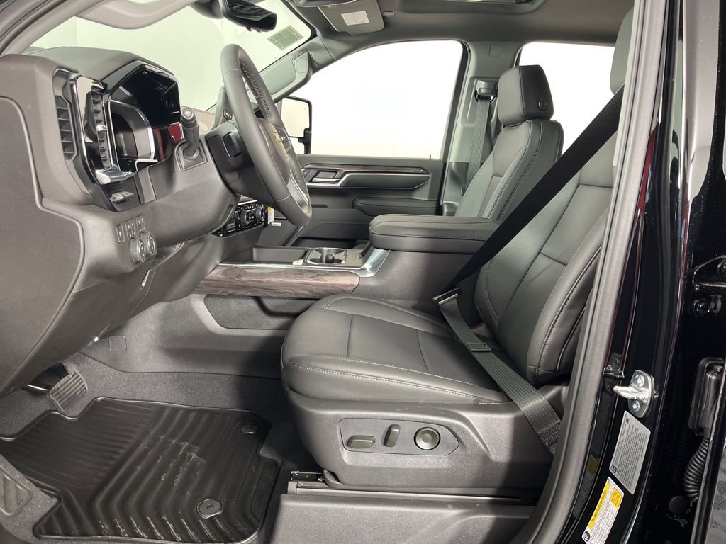 New 2026 Chevrolet Silverado 2500 LTZ image 26