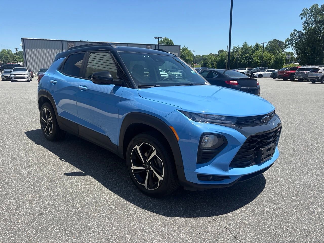 Used 2023 Chevrolet TrailBlazer RS w/ Sun and Liftgate Package AWD/4WD image 8