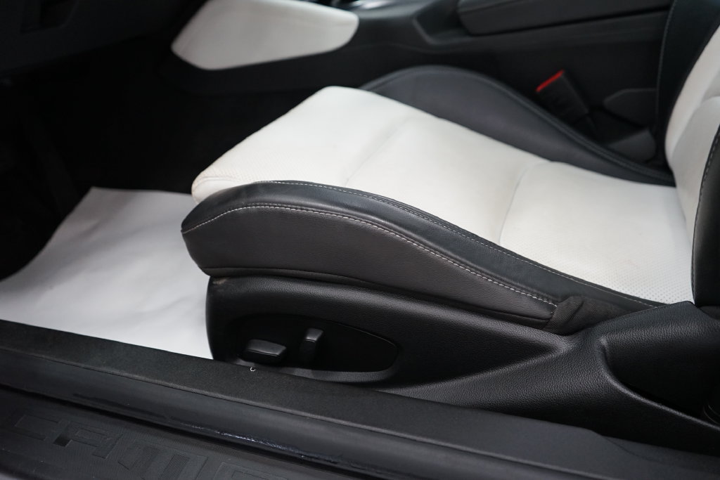 Used 2023 Chevrolet Camaro LT w/ RS Package RWD image 28