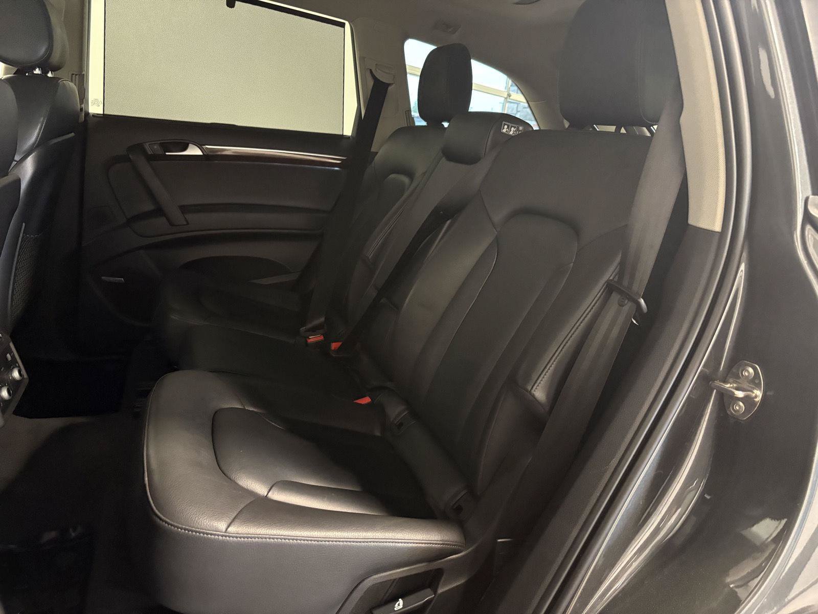 Used 2015 Audi Q7 TDI Premium Plus AWD/4WD image 30
