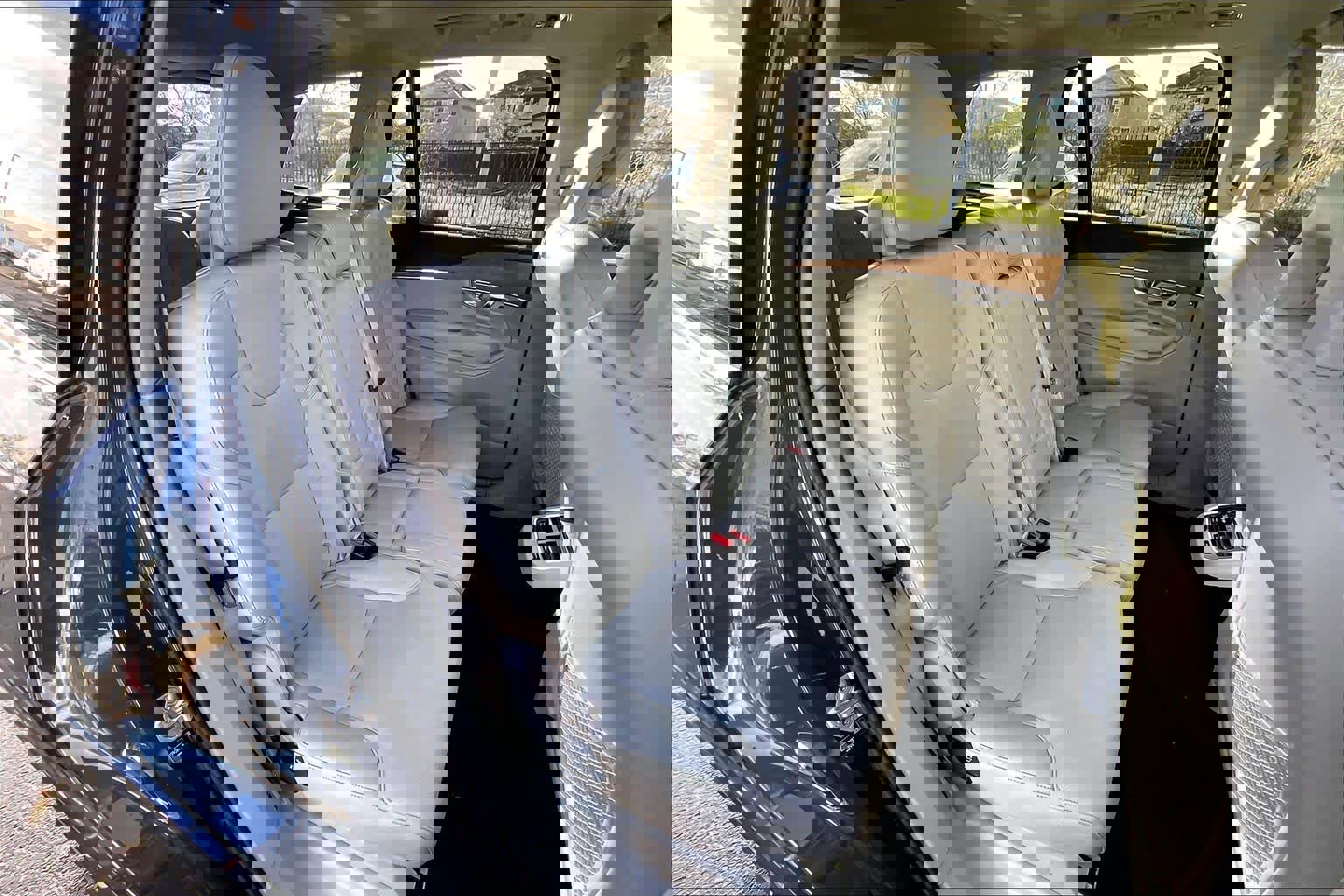 Used 2021 Volvo XC90 T5 Momentum w/ Protection Package Premier image 28