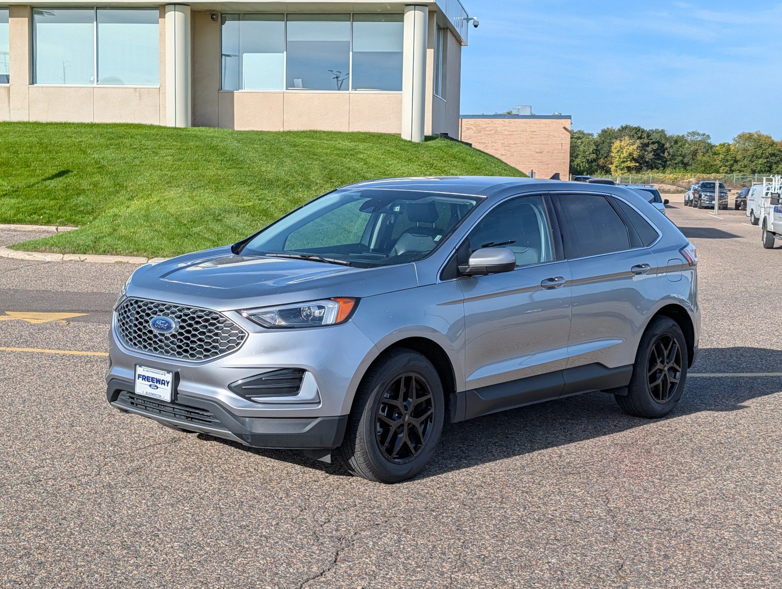 Used 2024 Ford Edge SEL