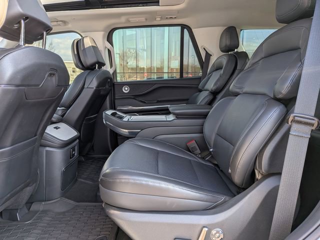 New 2025 Lincoln Navigator Reserve image 13
