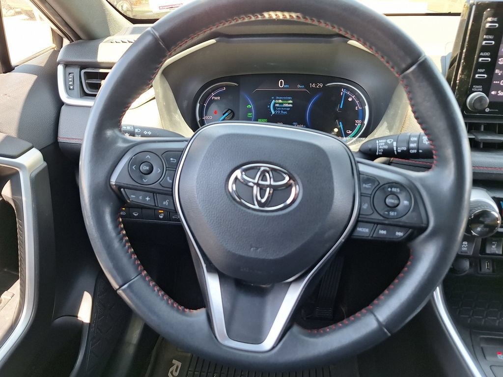 Used 2021 Toyota RAV4 SE w/ Weather & Moonroof Package AWD/4WD image 14