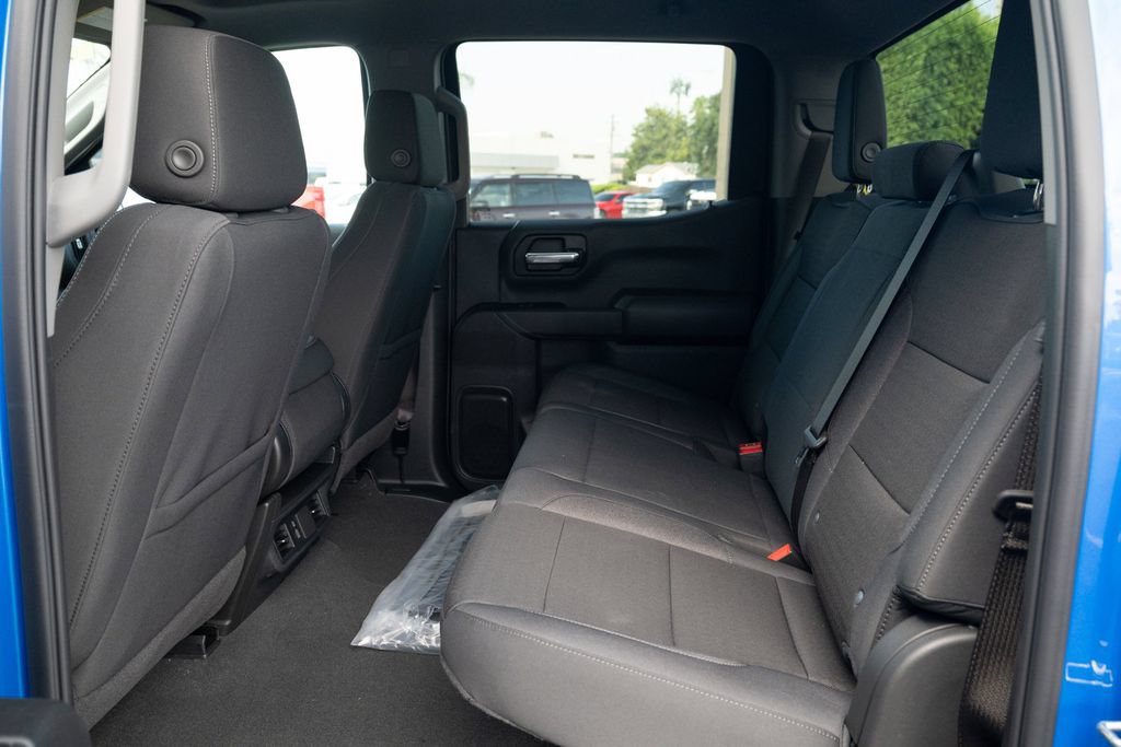 Used 2025 Chevrolet Silverado 1500 Custom AWD/4WD image 30