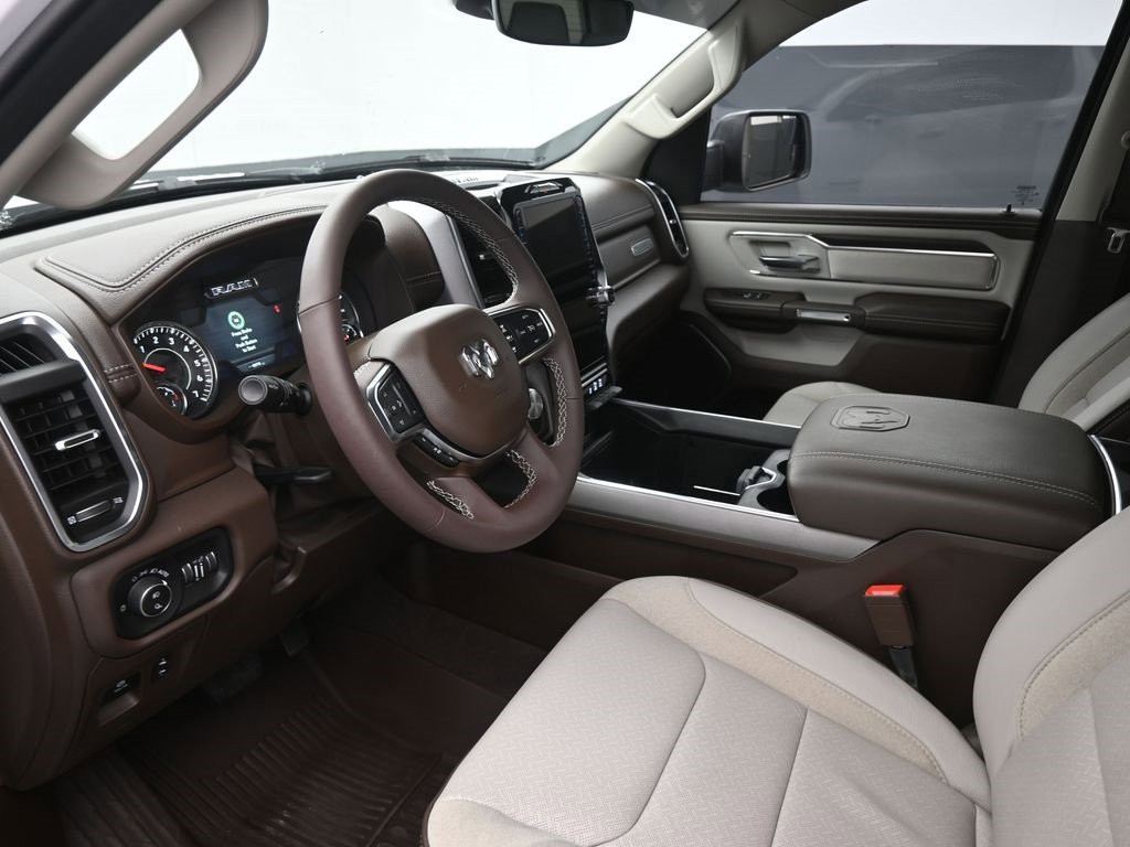 Used 2025 RAM 1500 Laramie w/ Laramie Southwest Edition image 33