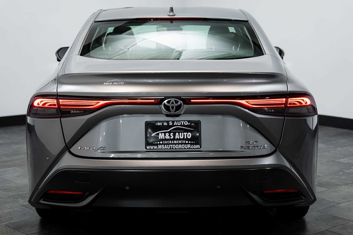 Used 2023 Toyota Mirai w/ Advanced Technology Package RWD image 5