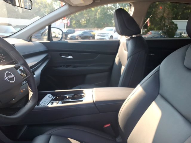 Used 2025 Nissan Murano SV FWD image 5