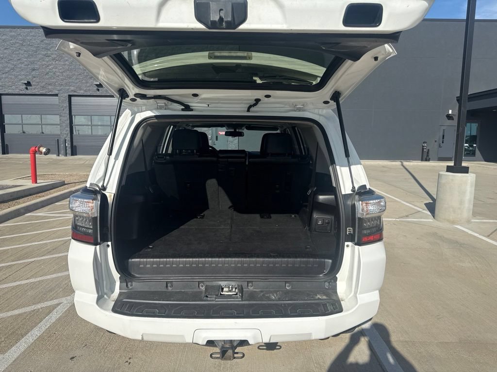 Used 2017 Toyota 4Runner SR5 Premium RWD image 9