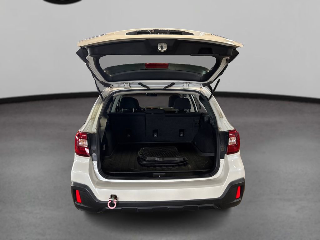 Used 2019 Subaru Outback 2.5i image 11