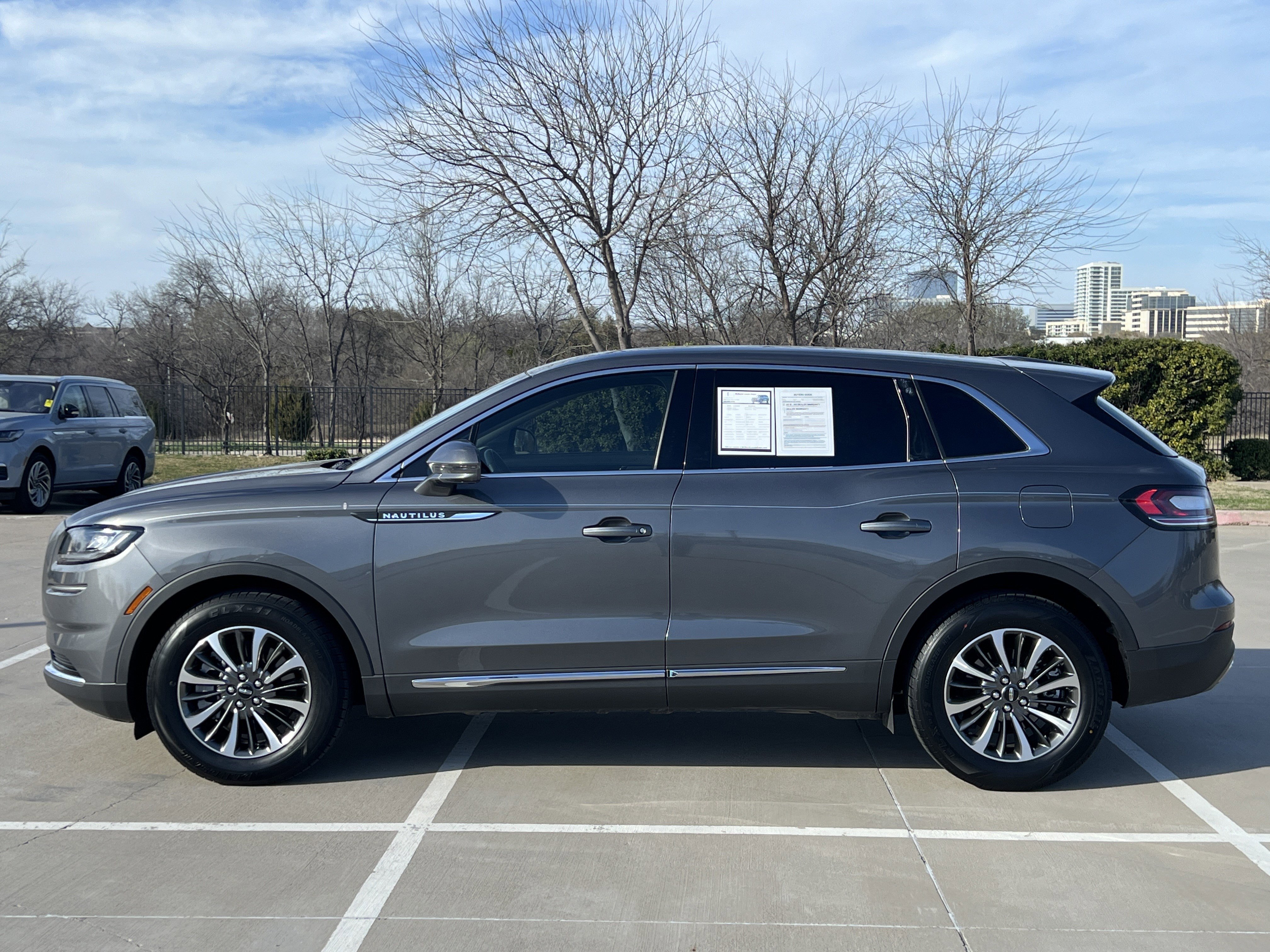Certified 2023 Lincoln Nautilus Standard w/ Premium Package image 4