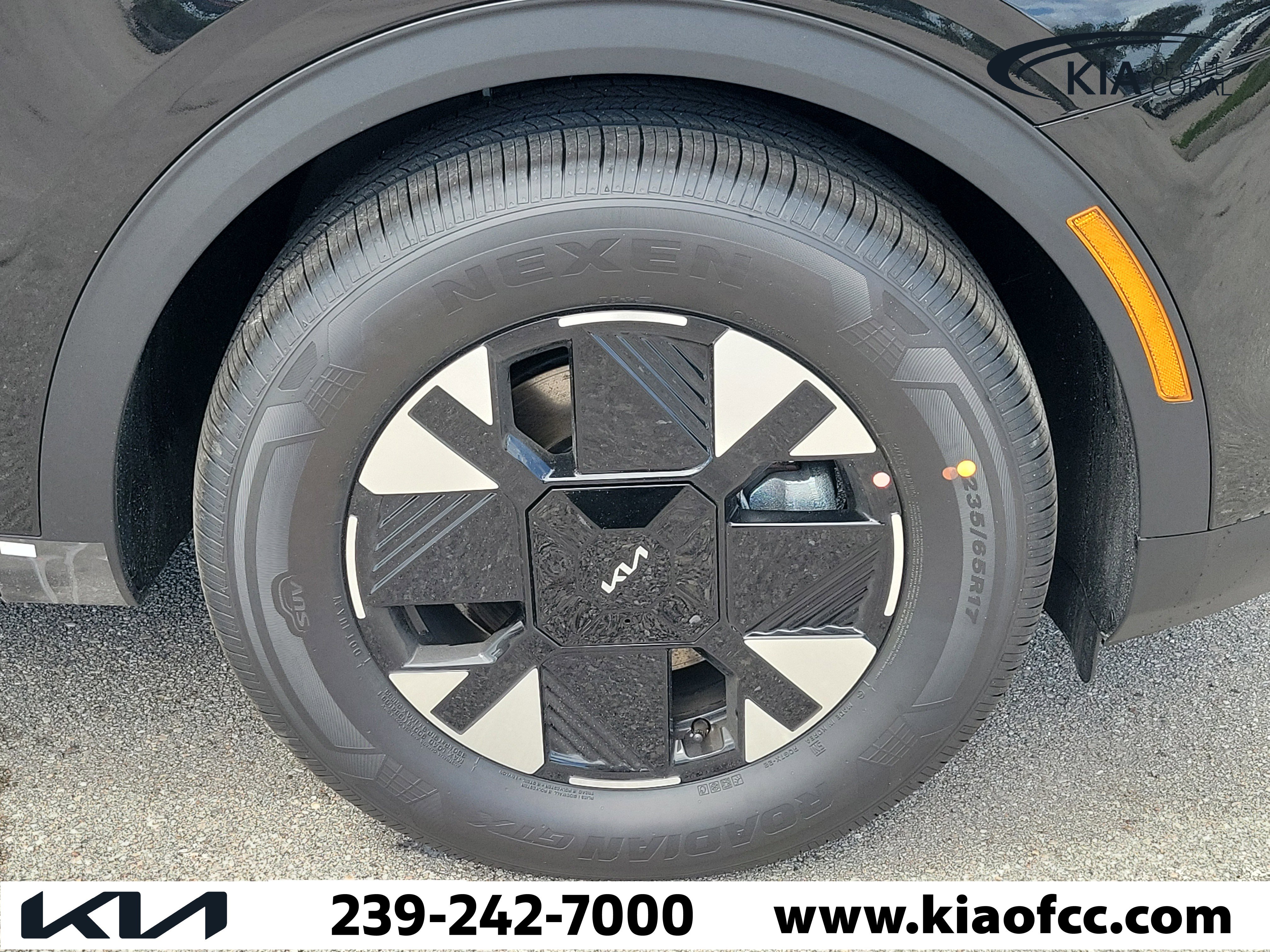 New 2026 Kia Sportage LX image 7