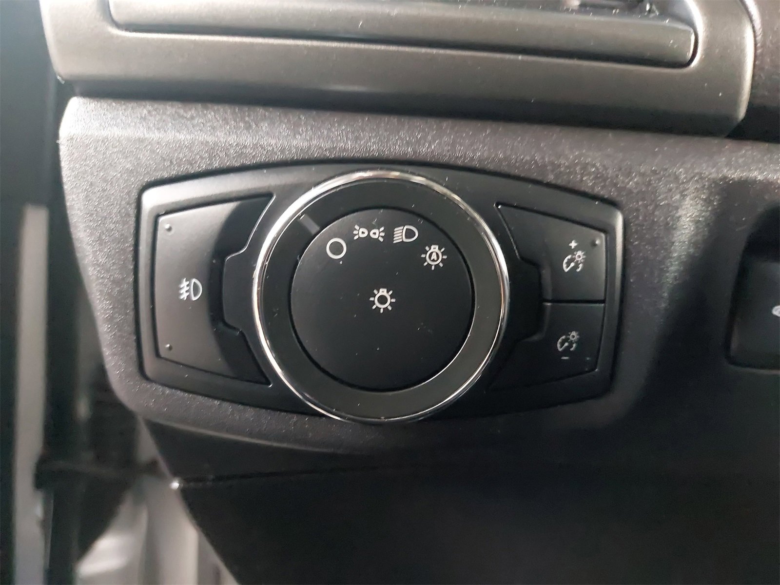 Used 2016 Ford Fusion S w/ Equipment Group 101A image 24