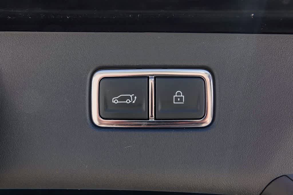 Certified 2024 Kia EV9 Light Long Range RWD image 25
