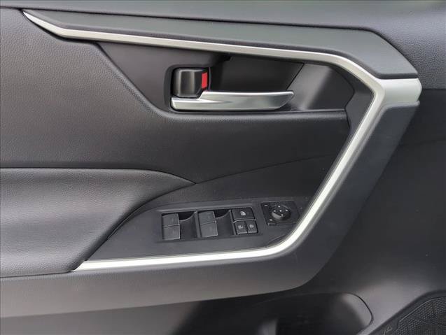Certified 2025 Toyota RAV4 XLE AWD/4WD image 10