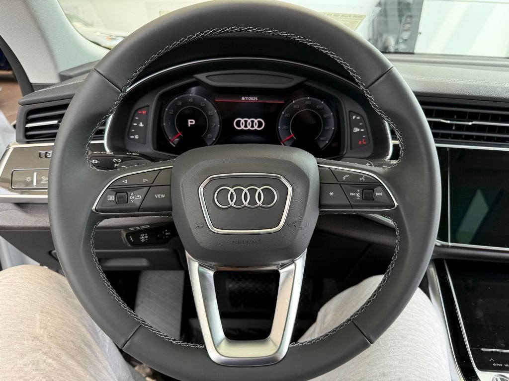 New 2025 Audi Q8 Premium Plus AWD/4WD image 10