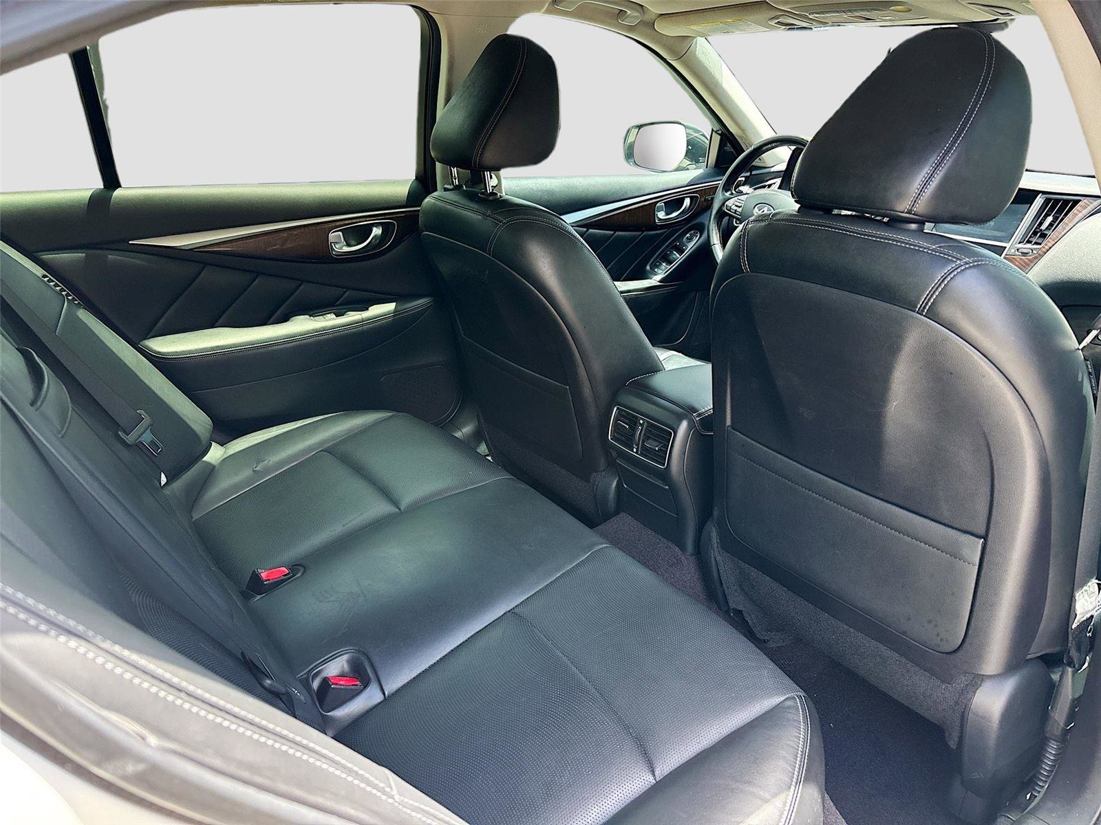 Used 2014 INFINITI Q50 Premium w/ Deluxe Technology Package RWD image 28