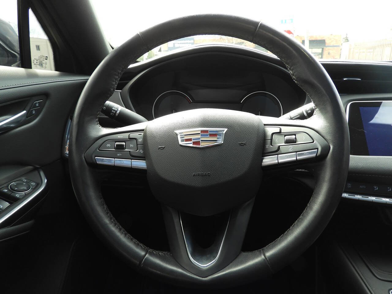 Used 2023 Cadillac XT4 Premium Luxury w/ Cold Weather Package FWD image 17