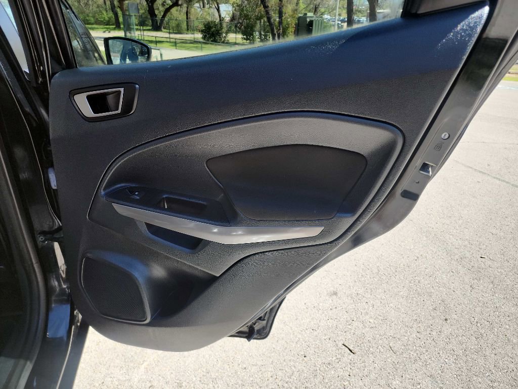 Used 2020 Ford EcoSport SE image 29