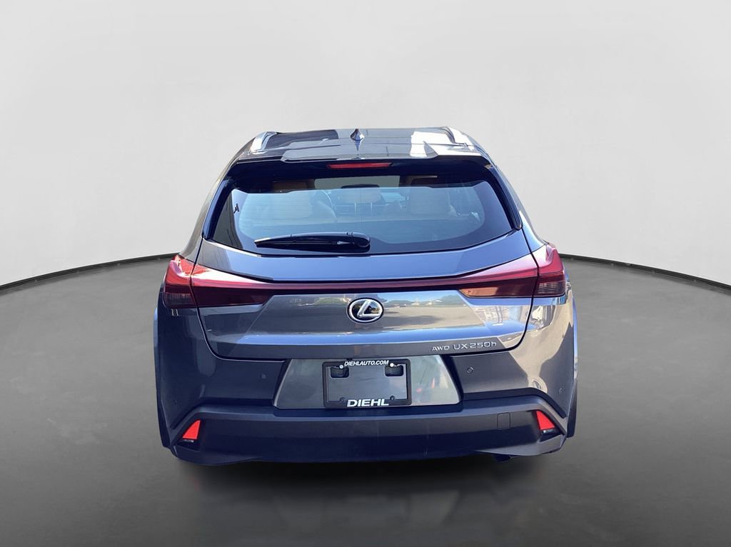 Used 2024 Lexus UX 250h AWD w/ Premium Package image 6