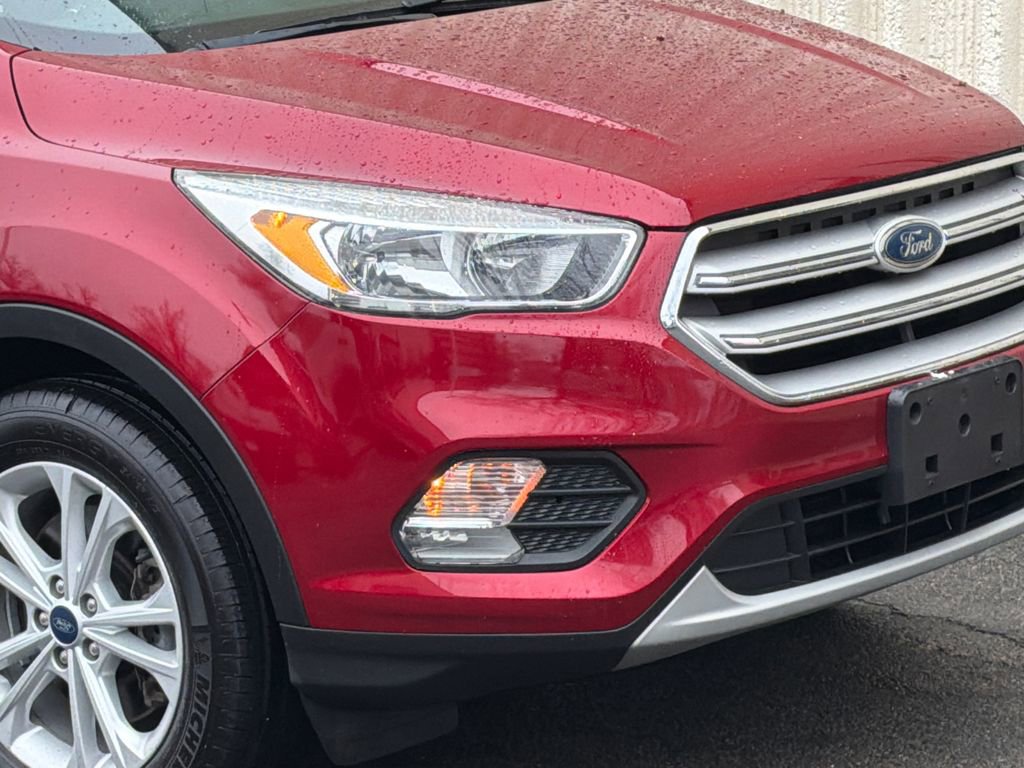 Used 2018 Ford Escape SE w/ SE Sync 3 Package image 6