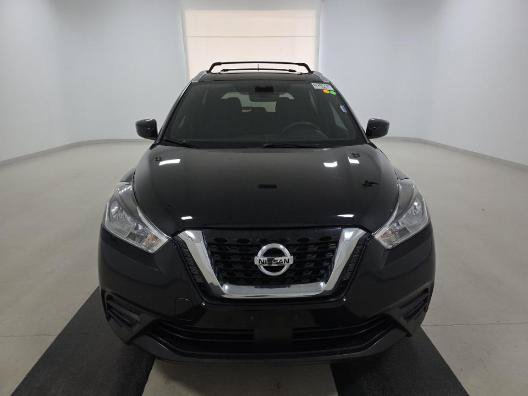 Used 2020 Nissan Kicks SV w/ Exterior Package FWD image 3