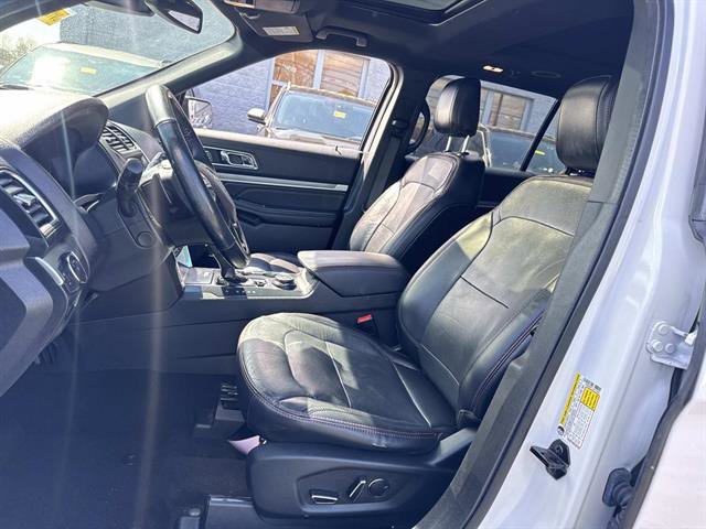 Used 2018 Ford Explorer Sport w/ Equipment Group 401A AWD/4WD image 7