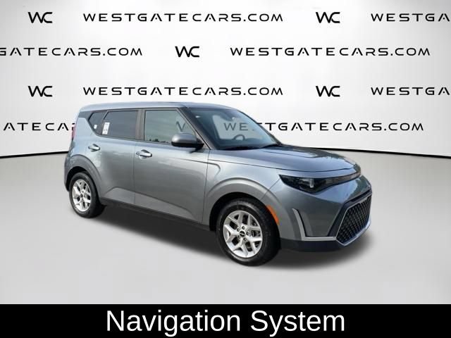Used 2023 Kia Soul S FWD video 2